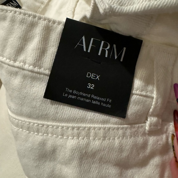 Afrm Dex Boyfriend Jeans in white - Picture 6 of 8